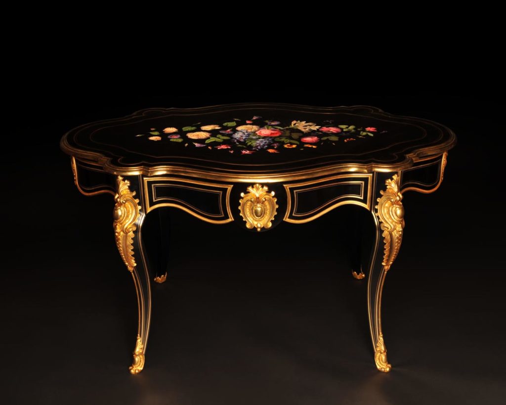 Rivart table noire Louis XV